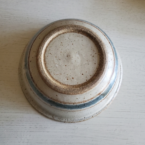 Large Handmade Artisan Eathenware Pottery Hand Painted Serving Decorative Bowl - Picture 3 of 4